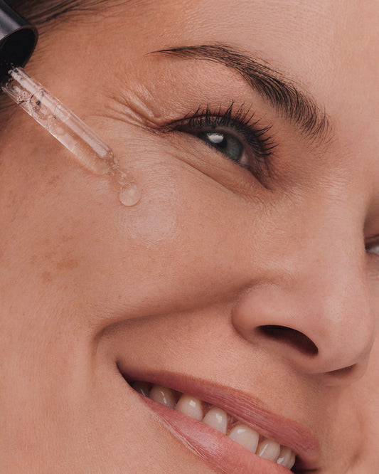 ¿Qué es el skinimalismo? Descubre la filosofía de cuidar tu piel de manera simple pero efectiva