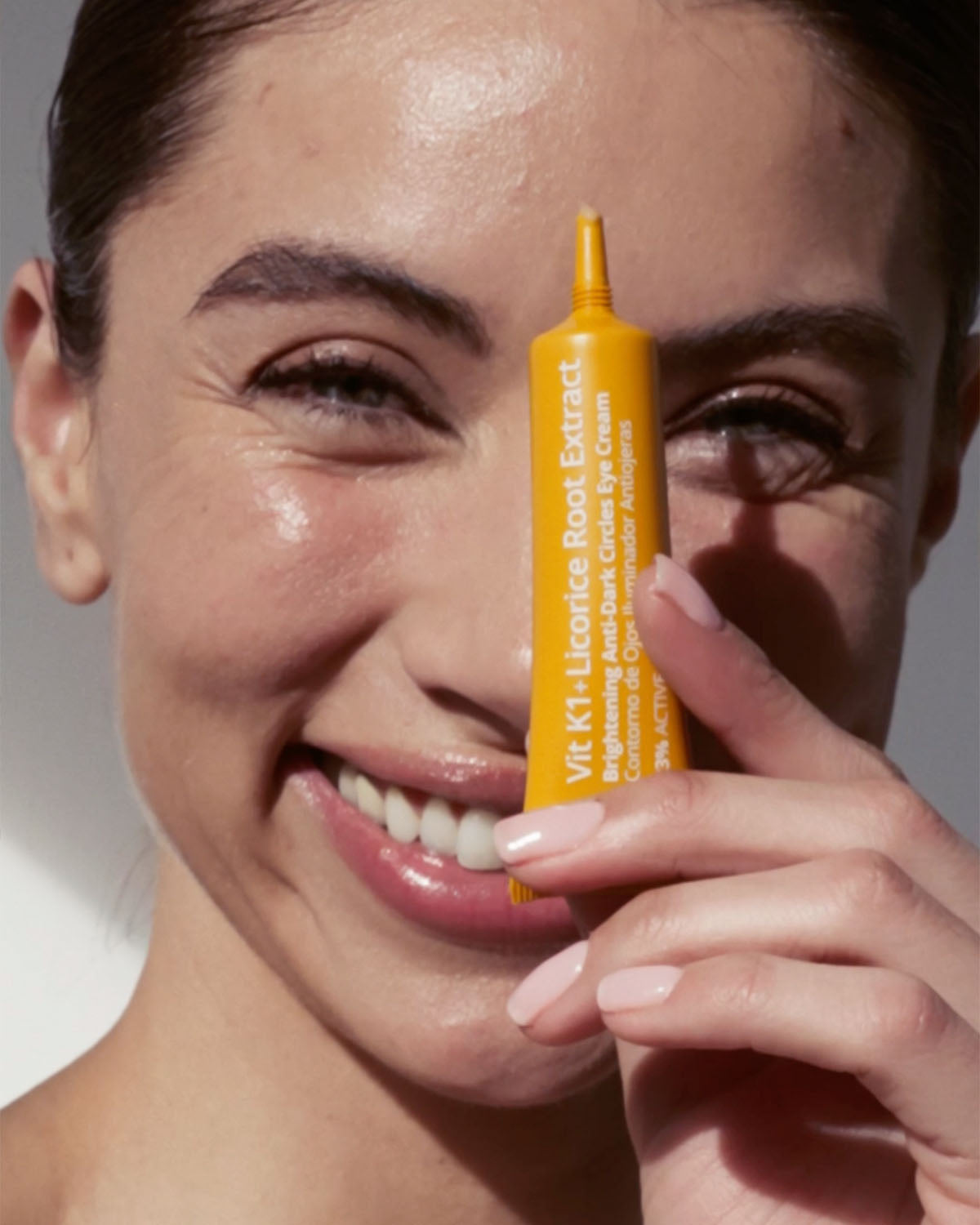 Concealer Illuminating Eye Contour with Vit K