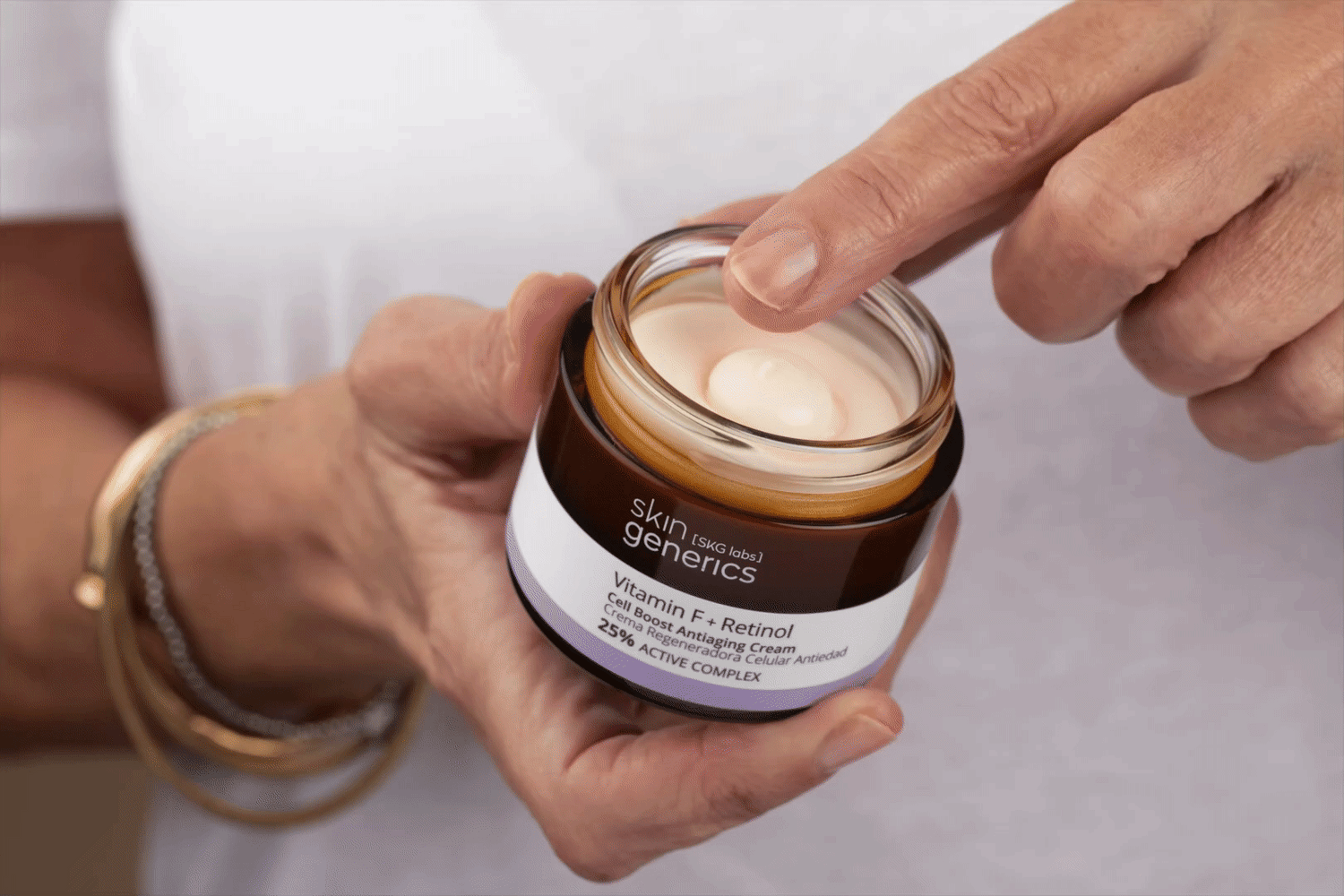 Anti aging deals cream with retinol
