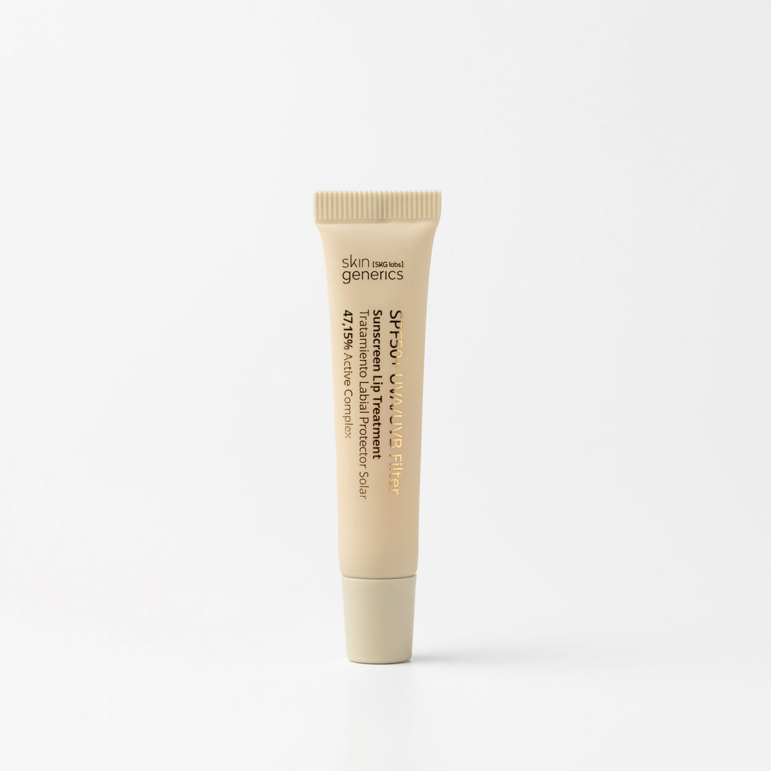 Lip treatment with Sun Protectuib