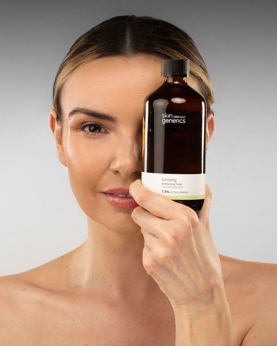 Revitalizing tonic with ginseng